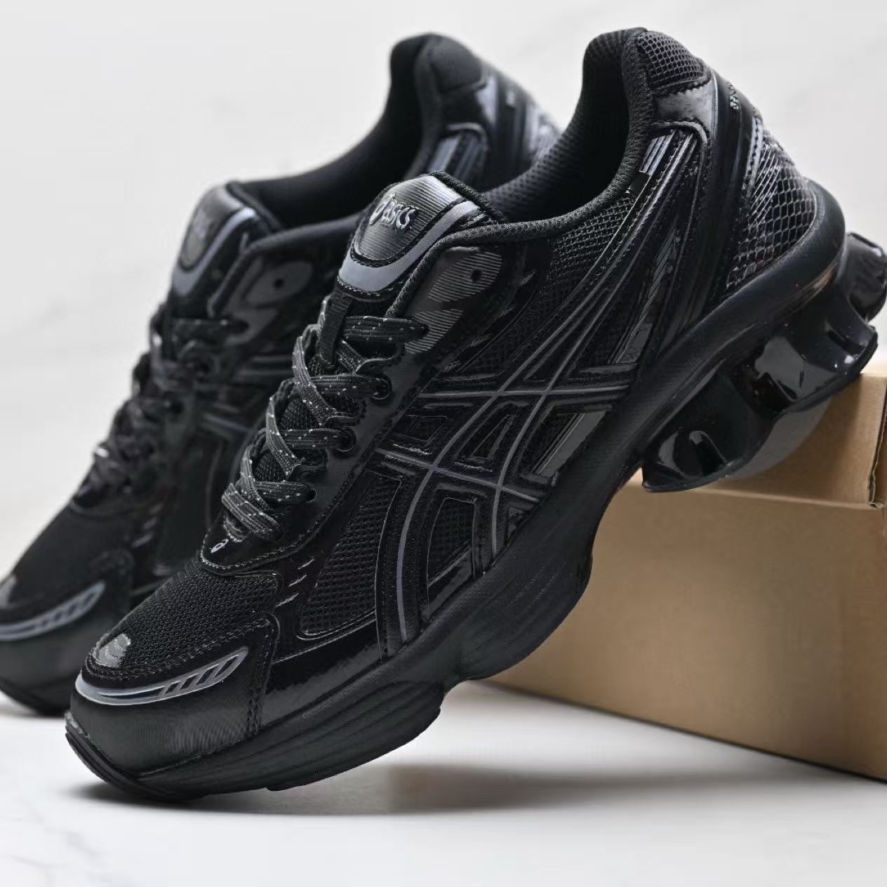 ASICS Gel-Kinetic Fluent