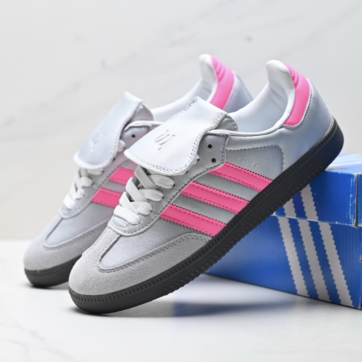 Adidas Samba
