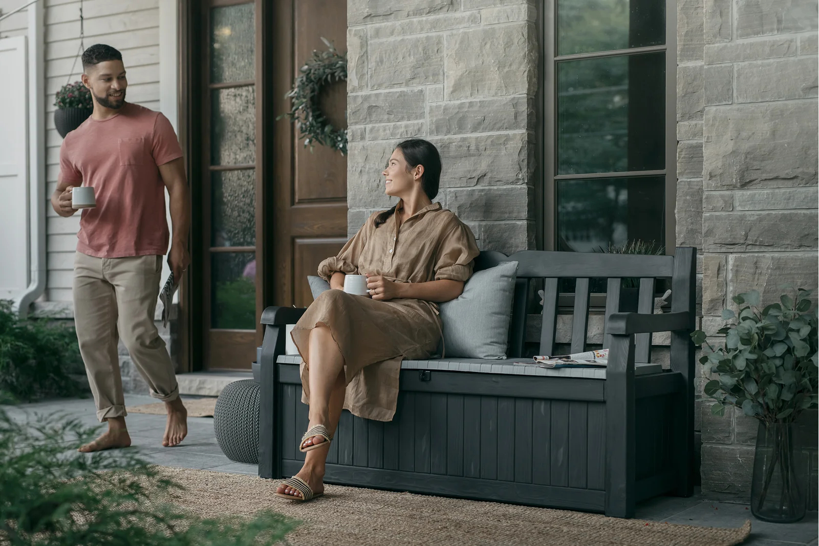Solana Chic Elegant Wood-Look Storage Bench with Comfy Durable