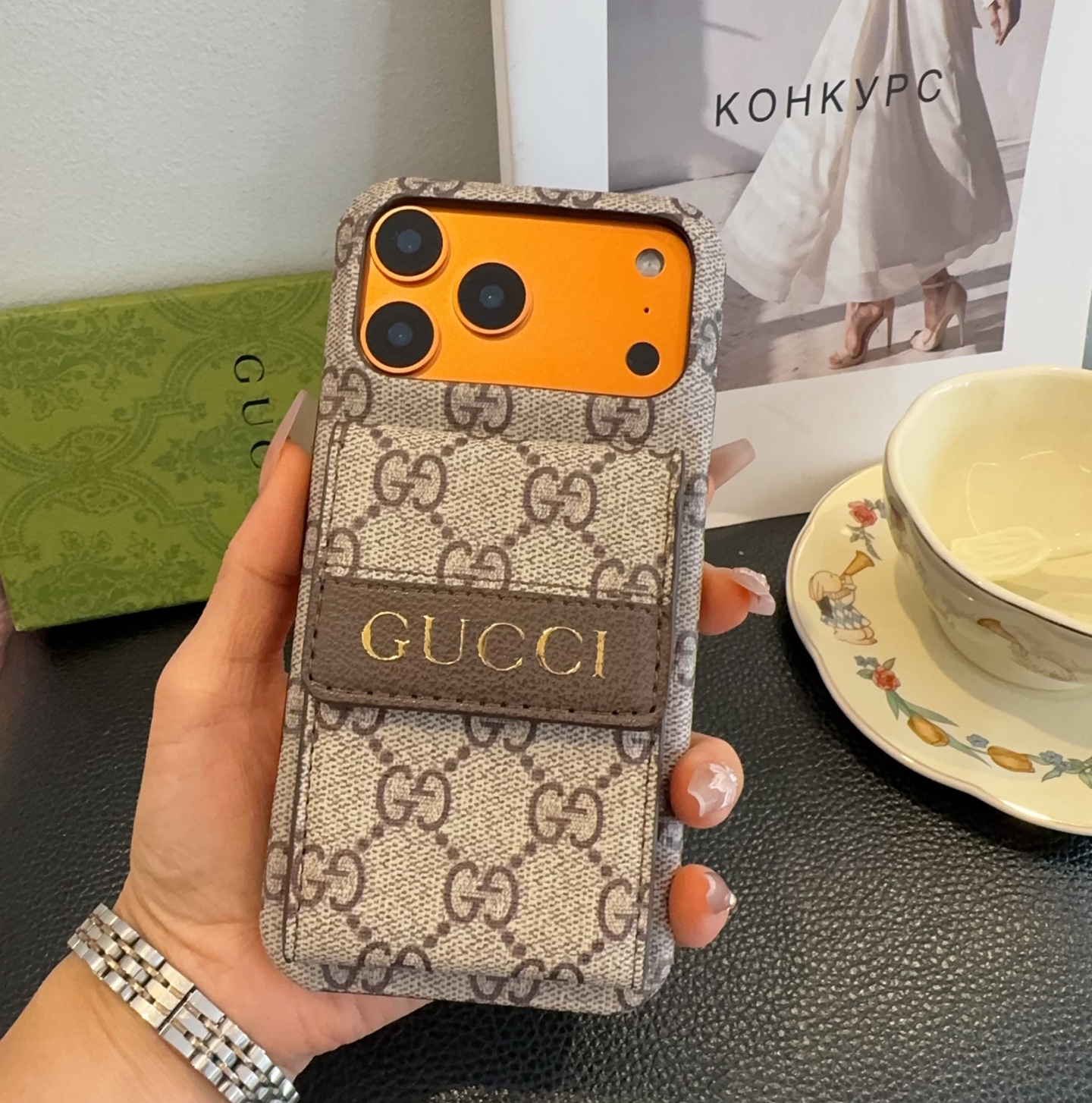 Gucci GG Supreme Monogram Card Holder Wallet Leather Luxury Phone Case