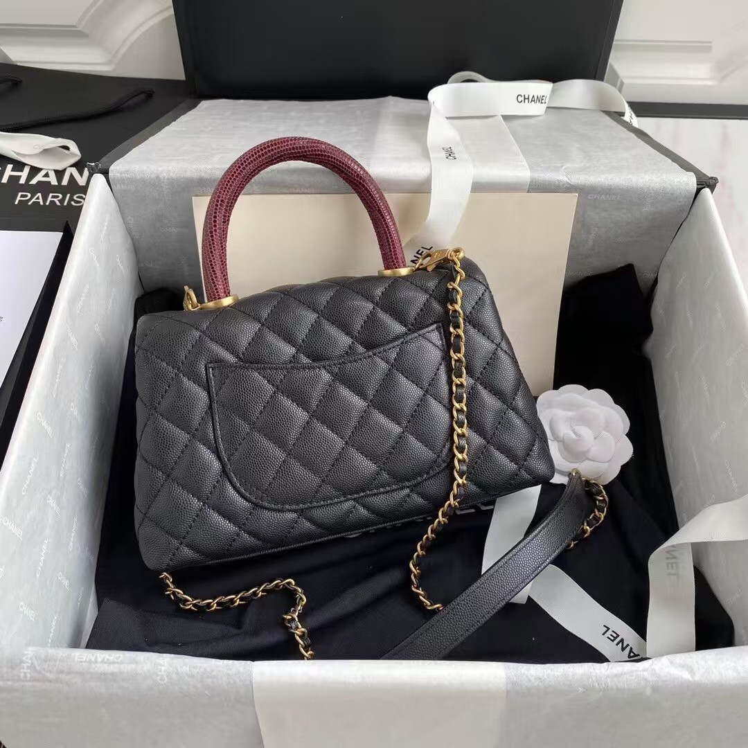 Top version chanel shoulder leather bag