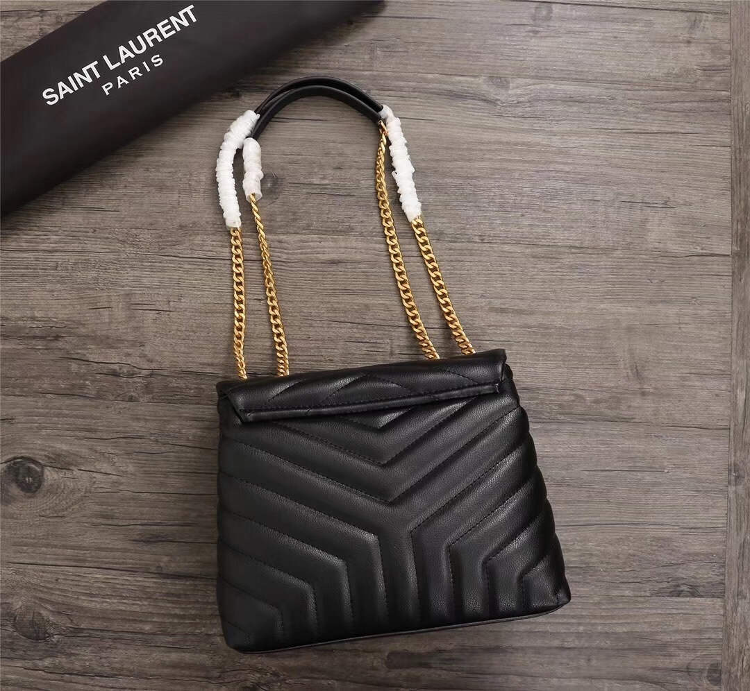 YSL Saint Laurent Handbag detail 3