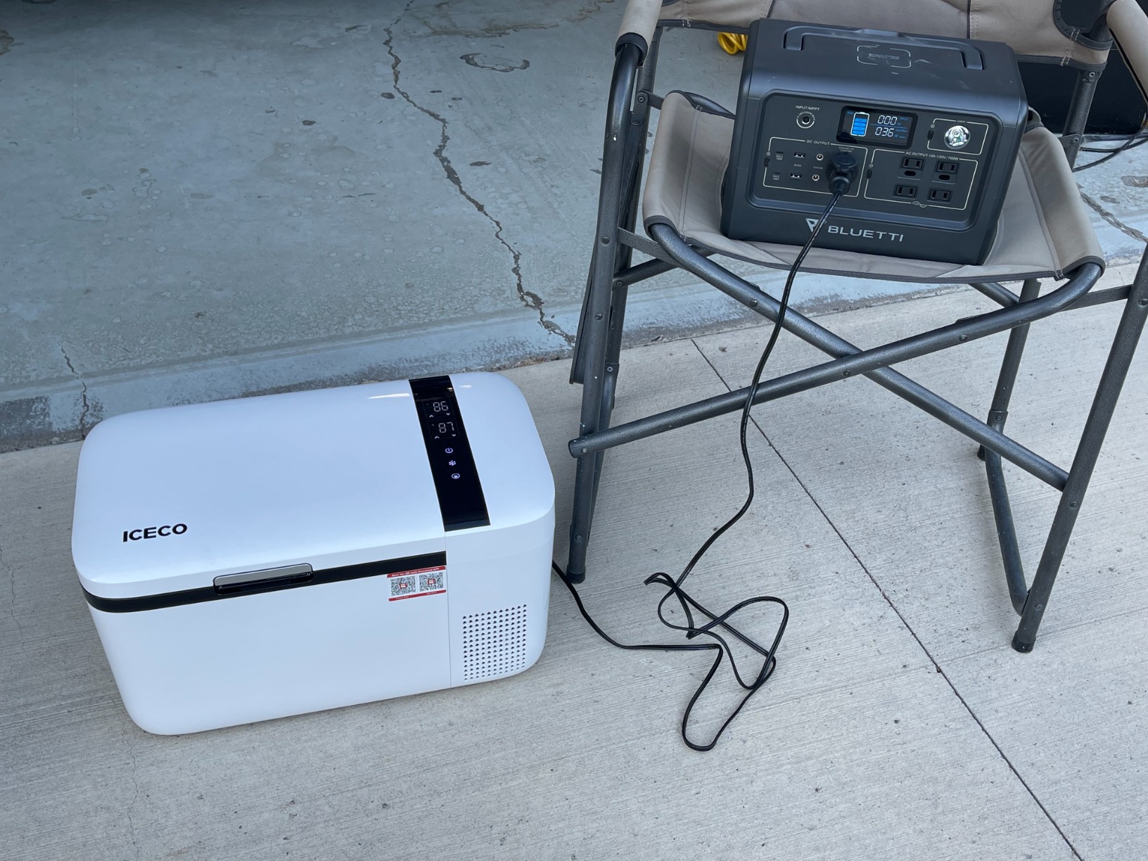 BLUETTI Portable Power Station EB70S