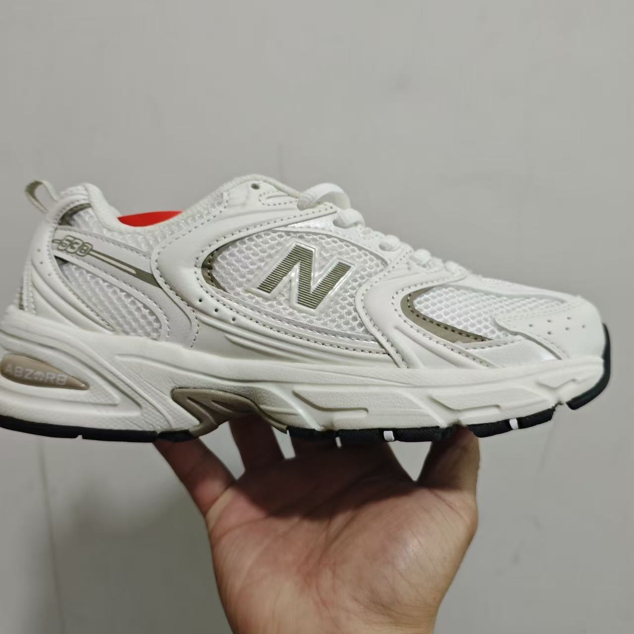 New Balance 530