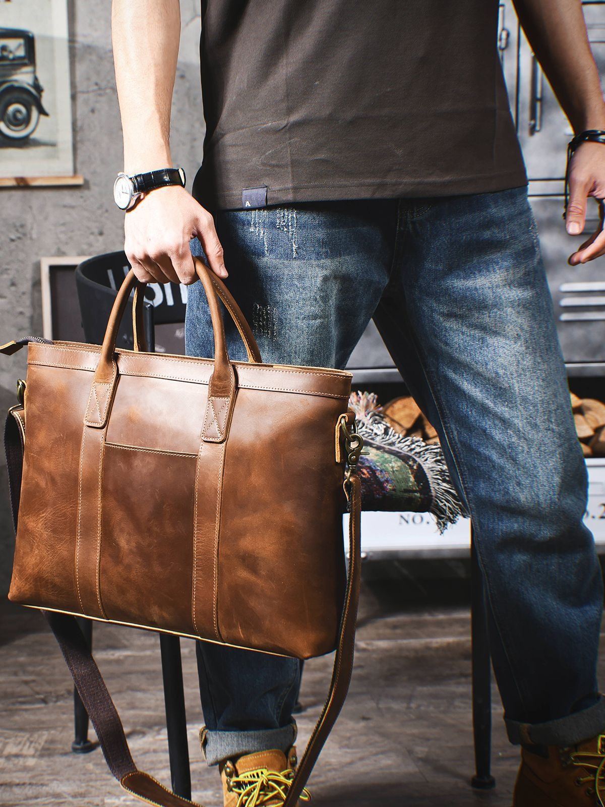 Vintage Full-Grain Leather Tote Bag - Timeless Craftsmanship for the Modern Professional