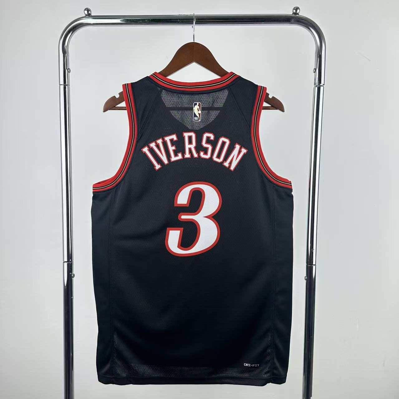 26 Season Philadelphia 76ers Retro Black #3