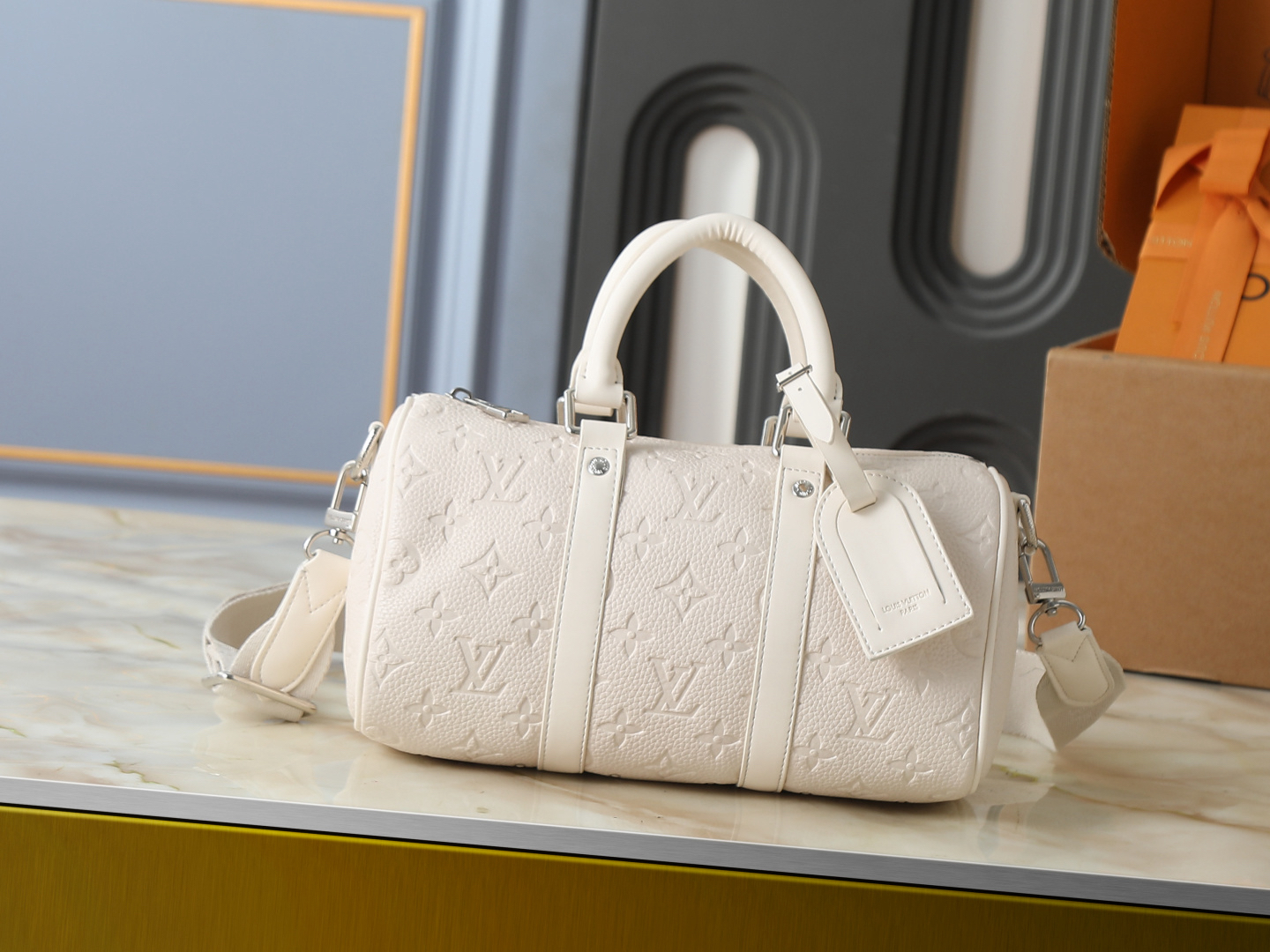 LV Keepall Bandoulière 25 bag
