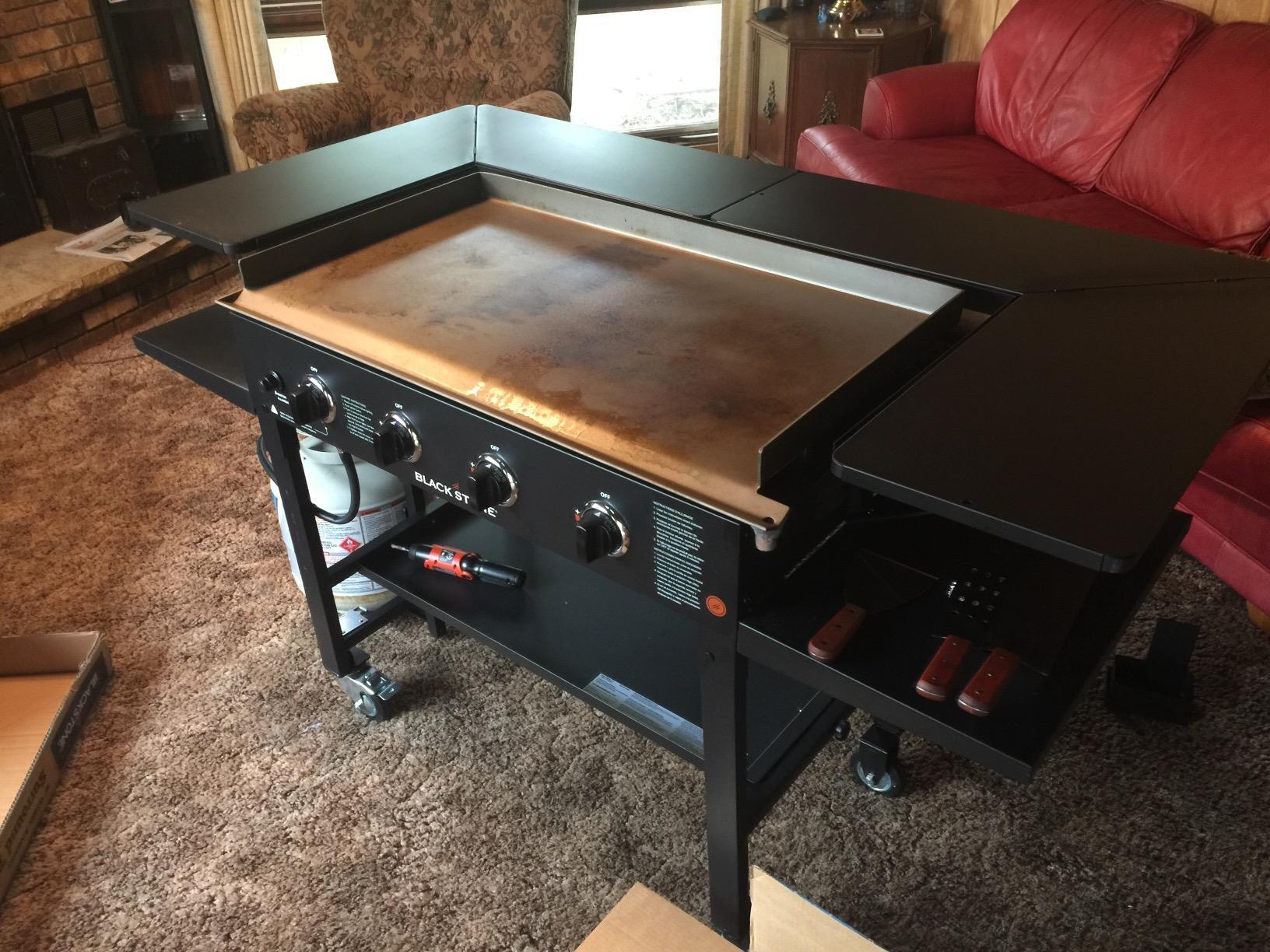 Blackstone 36 Inch Gas Griddle Cooking Station 4 Burner Flat