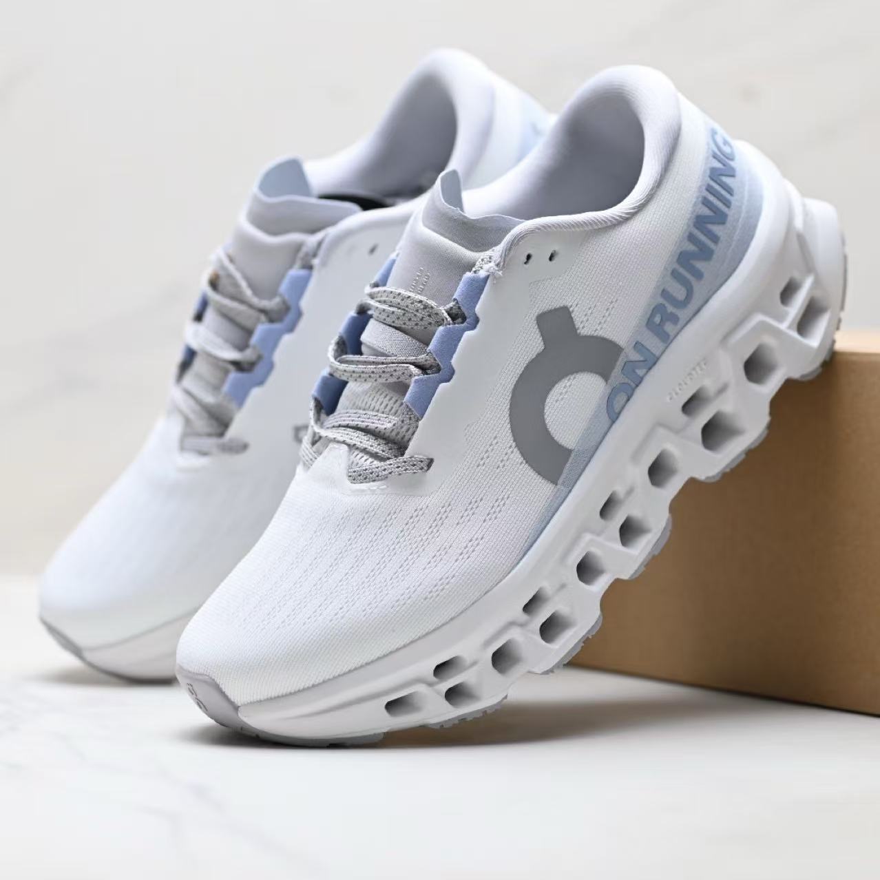 ON Cloudmonster 3