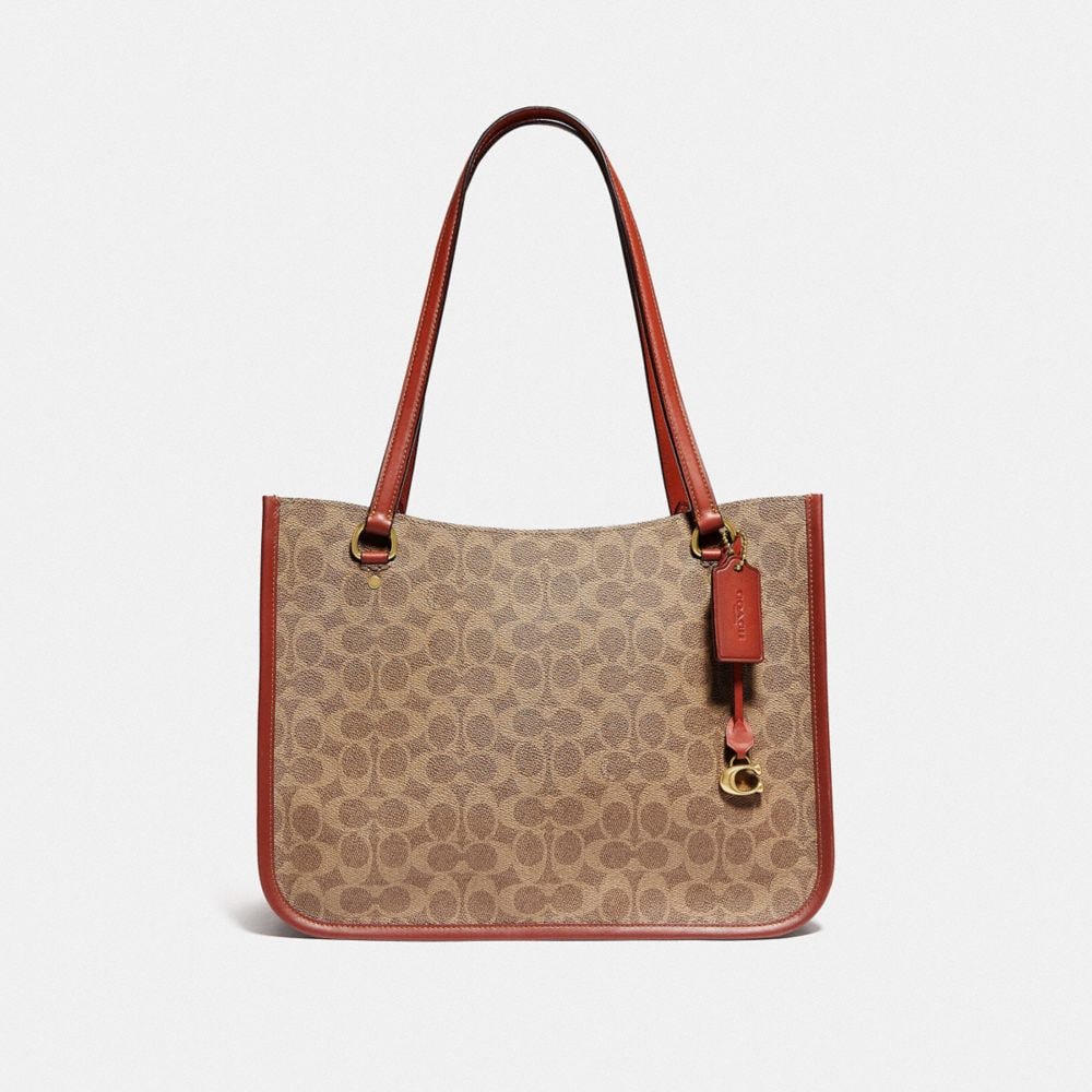 COAthtCH Classic handbags