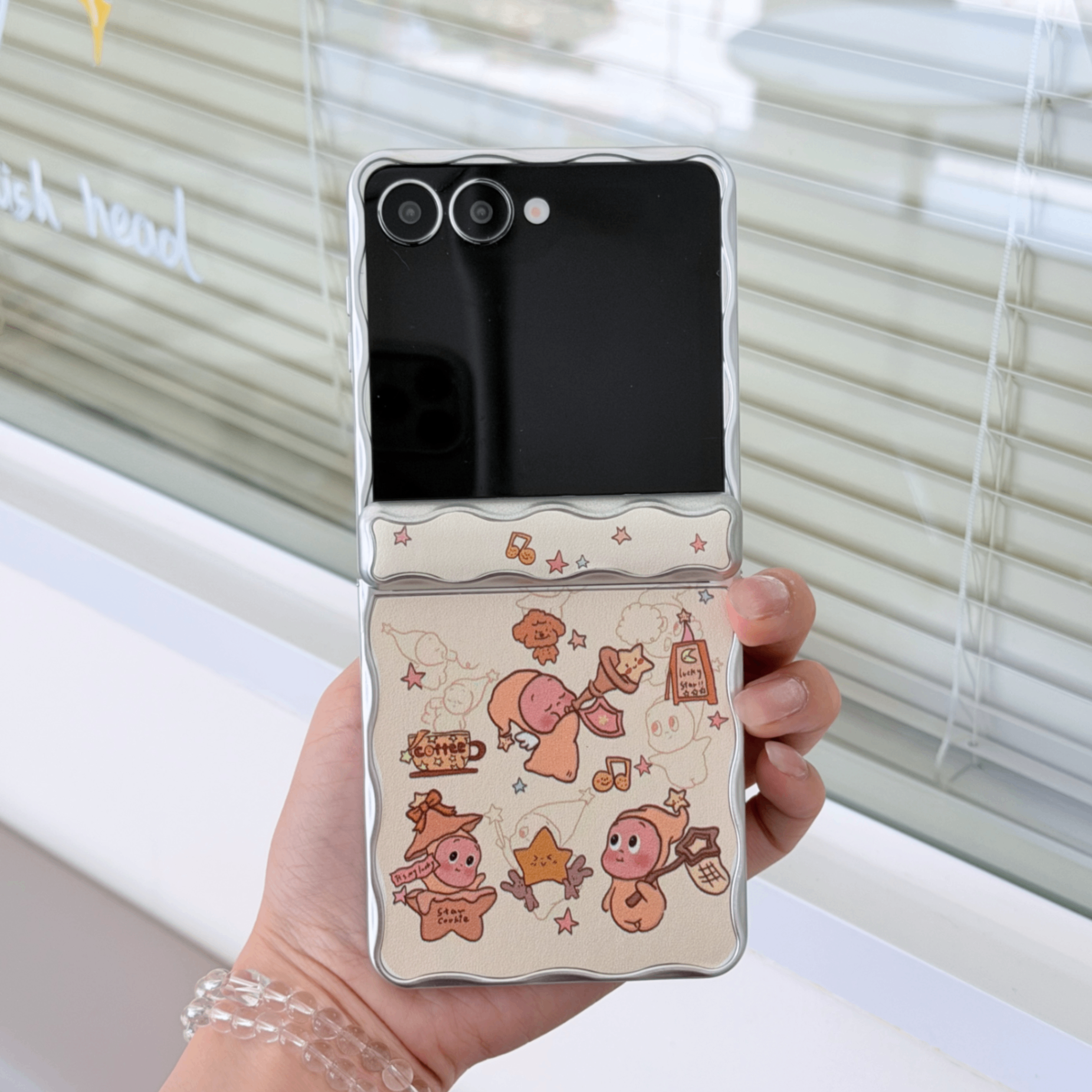 Galaxy Z Flip 5 Protective Case Cartoon - back view