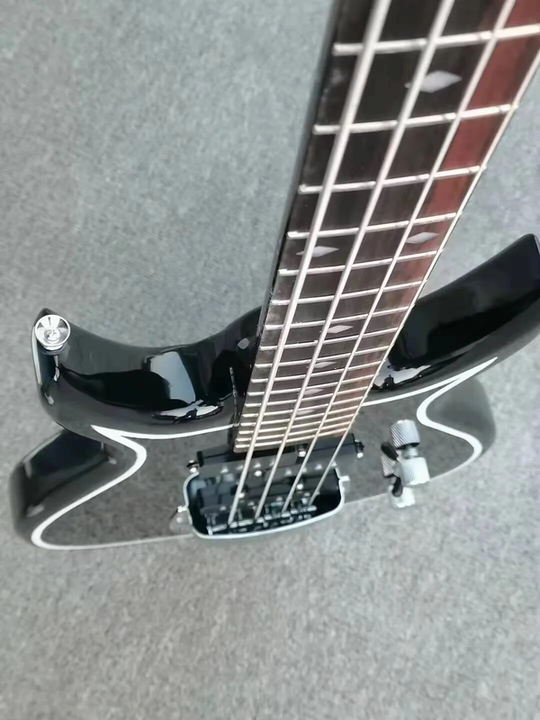 Top 4-string Punisher Kisses Gene Simmons Black AXE Electric Bass Guitar Peach