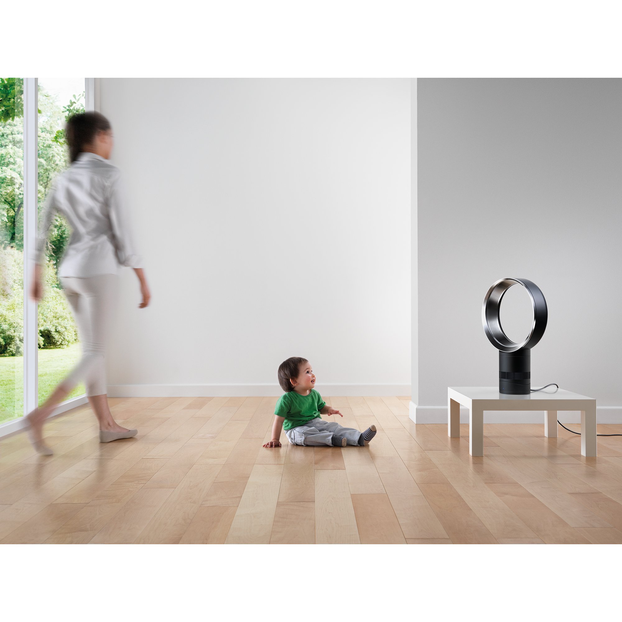 AM06 Table Fan, White