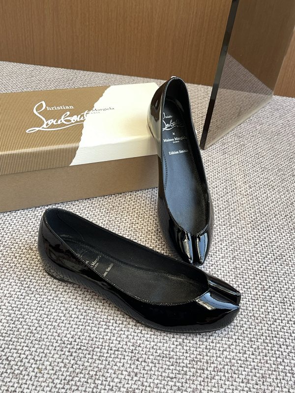 Christian Louboutin NO789 Black Ballet Flats