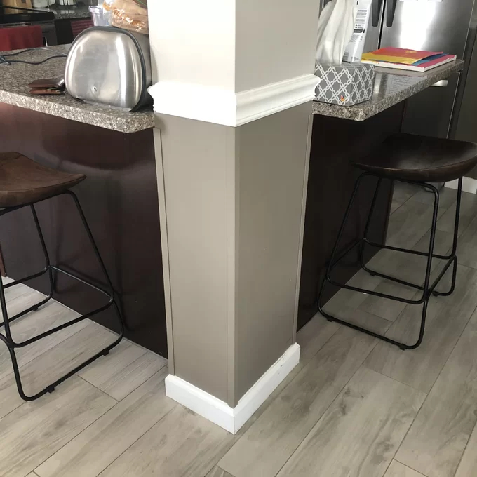 Abington 4 - Person Counter Height Dining Set
