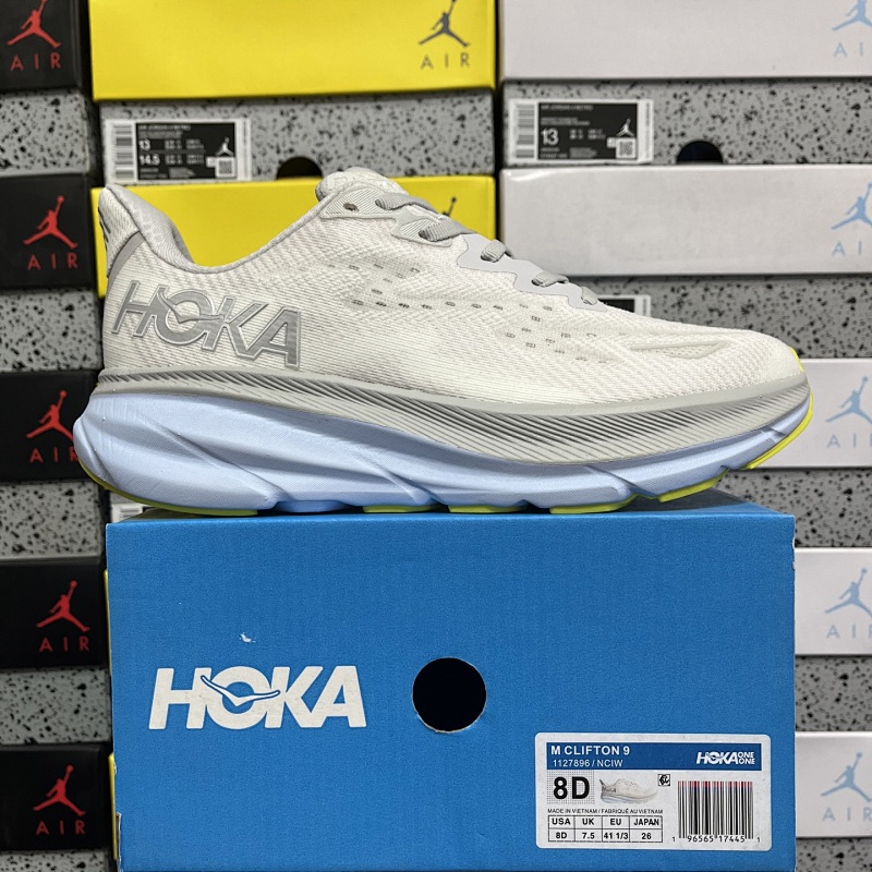 Hoka Clifton 9 Sneakers