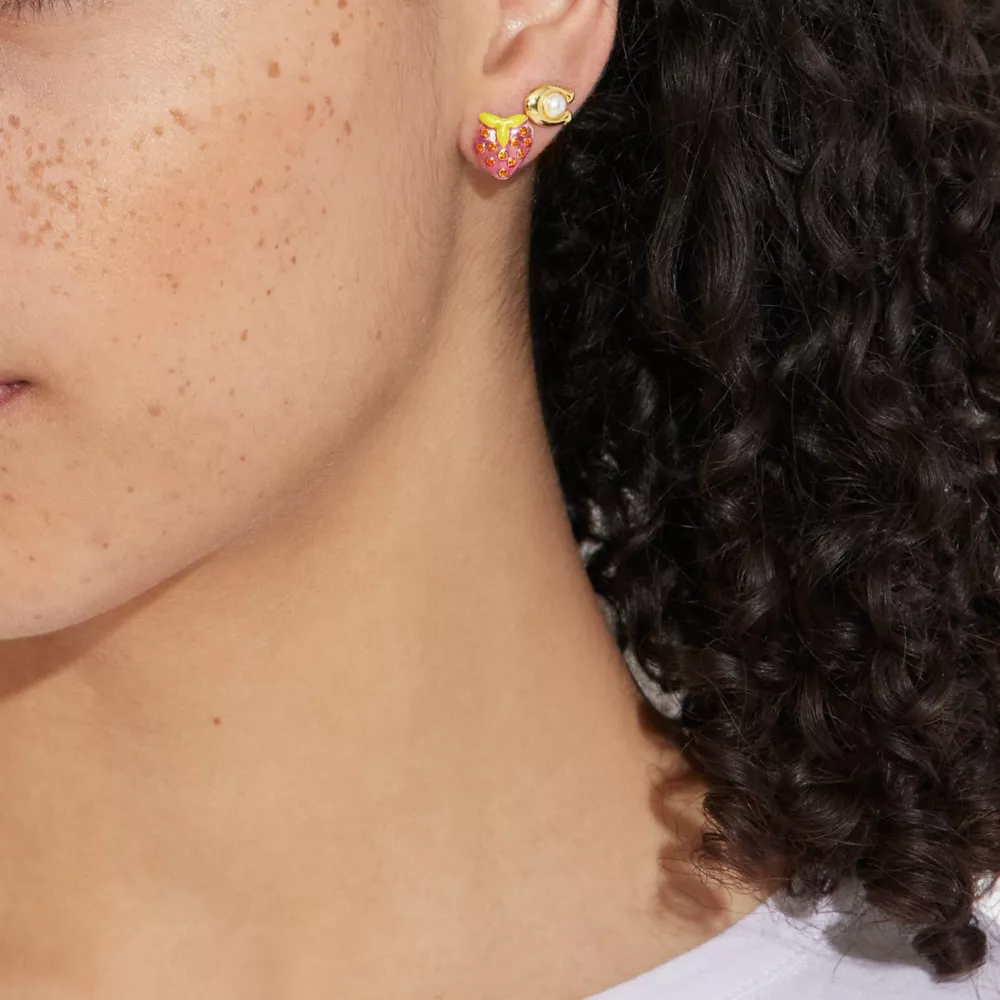 COAthtCH Strawberry Signature Stud Earrings Set