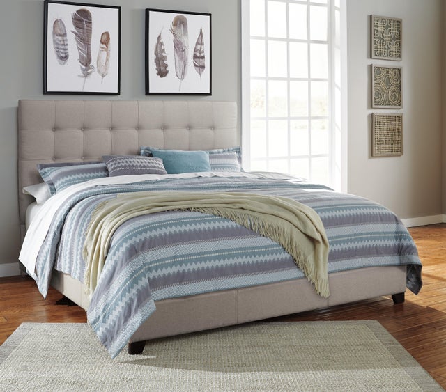 Dolante Upholstered Bed with Chime 12-inch Hybrid Mattress
