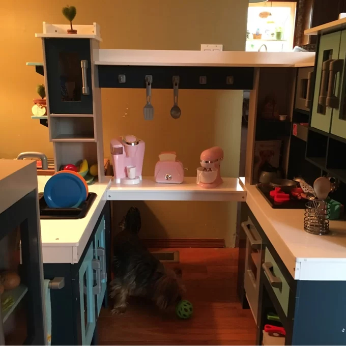 Grand Walk Wood Kitchen Set