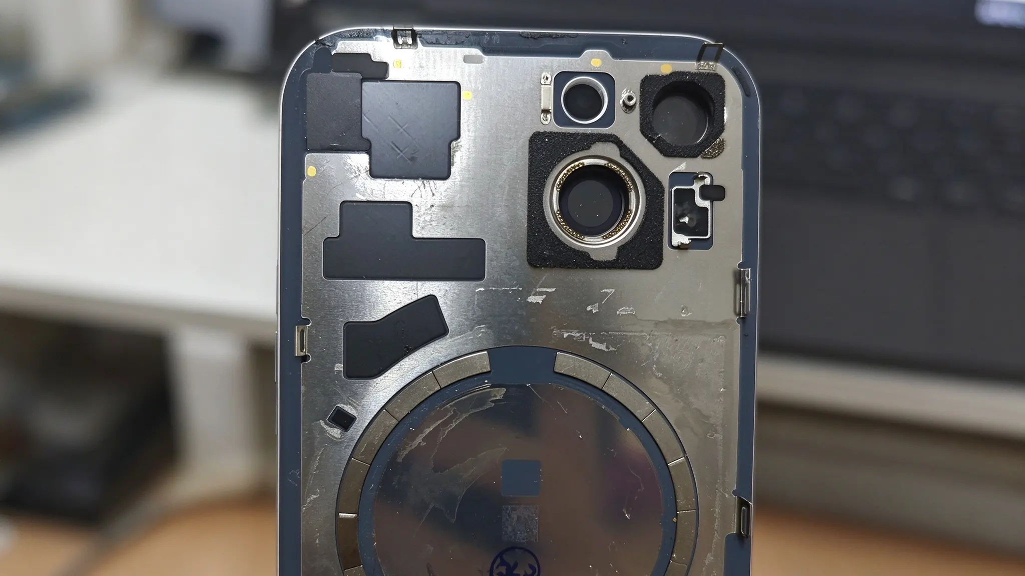 Glass Back Cover Wholesale: Original Pulled vs Aftermarket — How to Choose