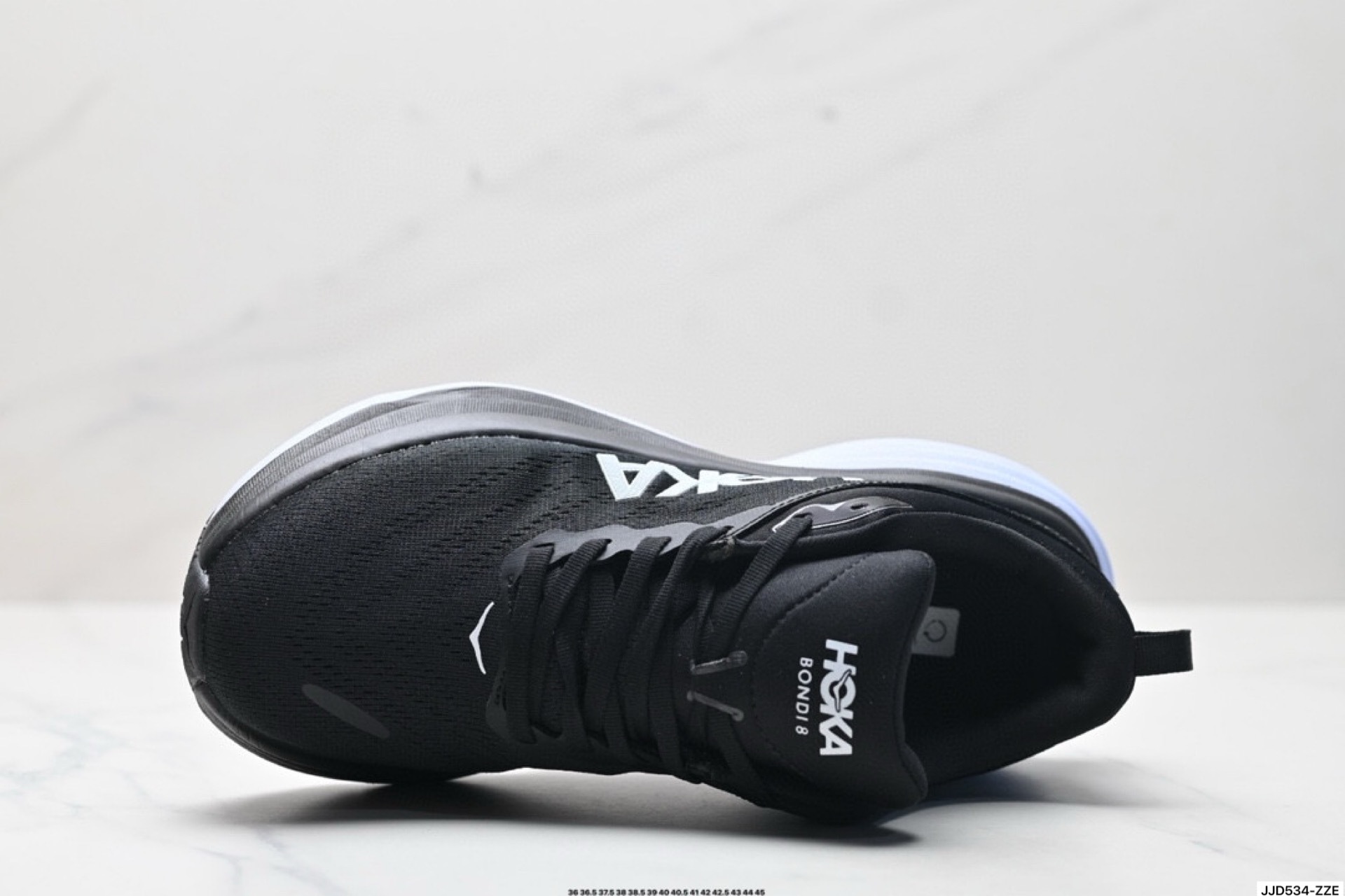 HOKA Bondi 8