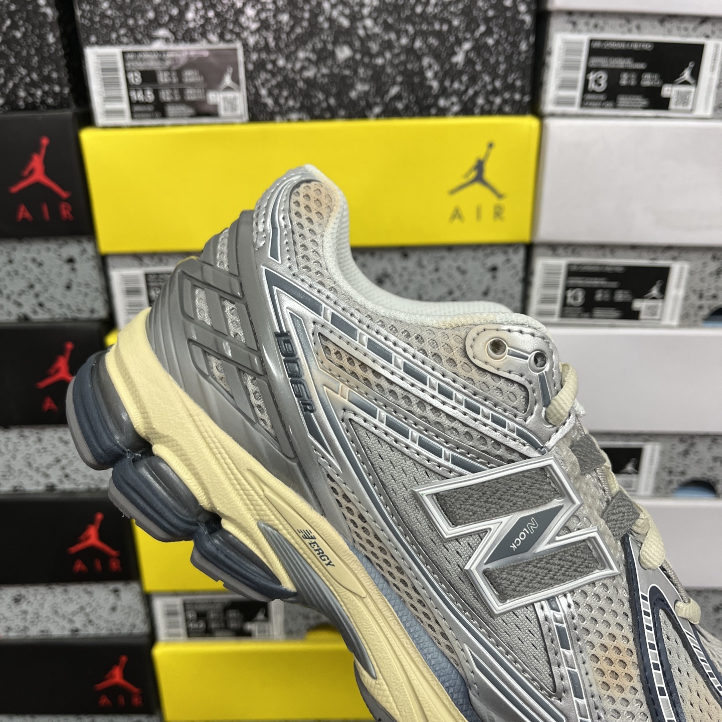 New Balance 1906 Sneakers detail 2