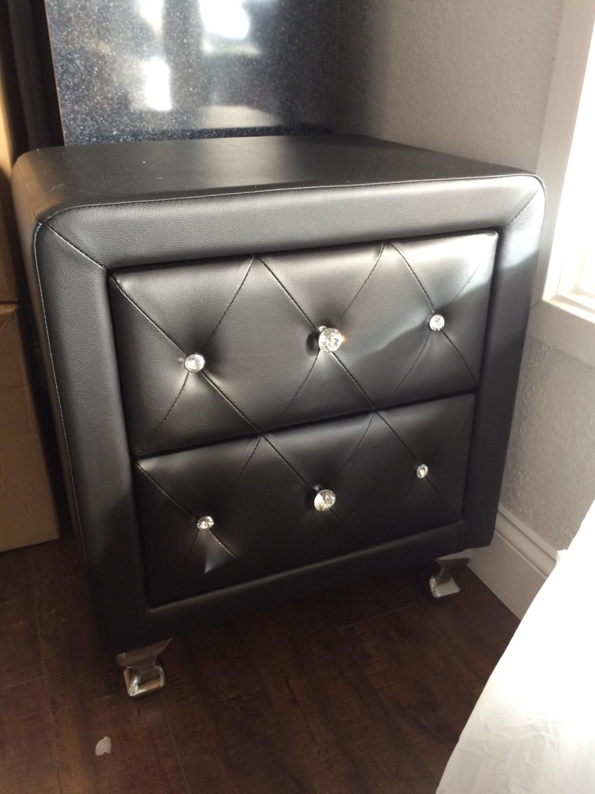 Stella Crystal Tufted Upholstered Modern Nightstand