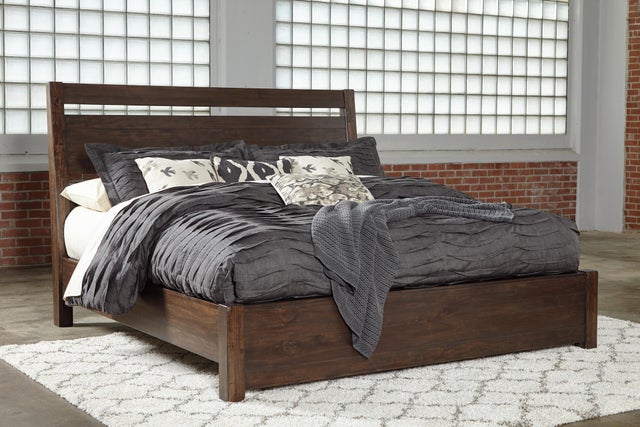 Starmore Panel Bed