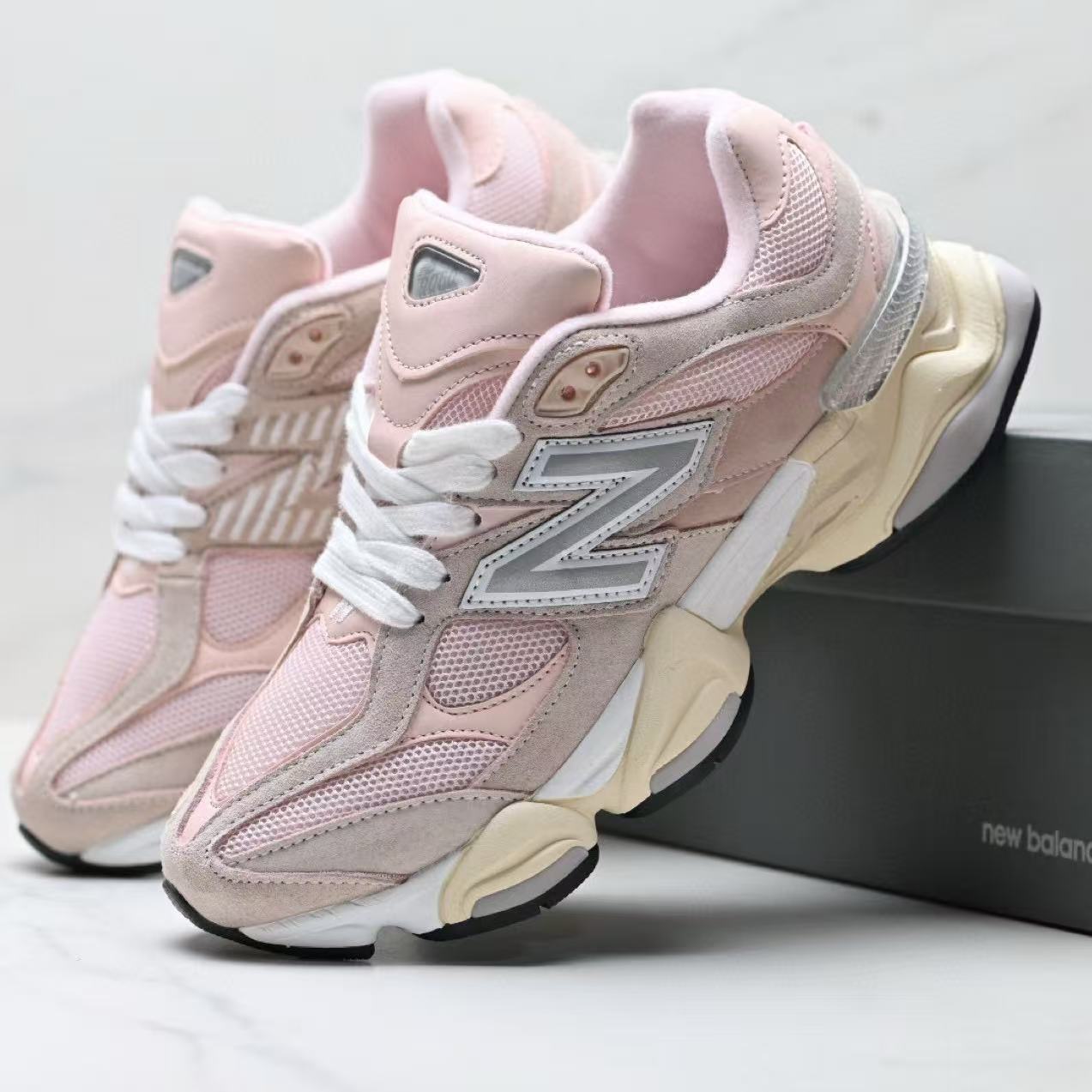 New Balance 9060