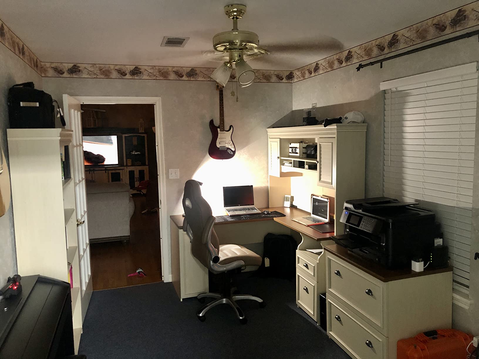 Fairview L Shaped Desk with Hutch