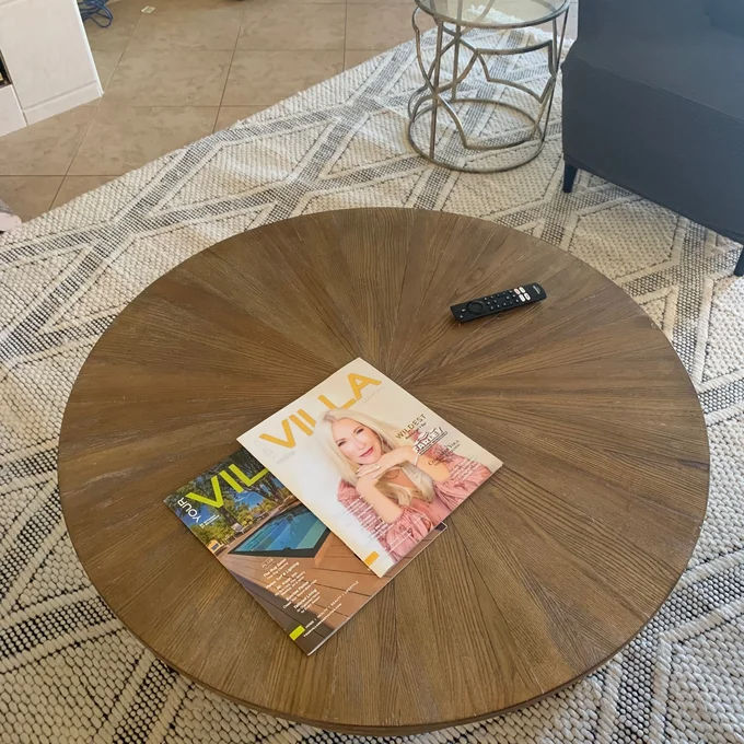 Frame Coffee Table with Storage