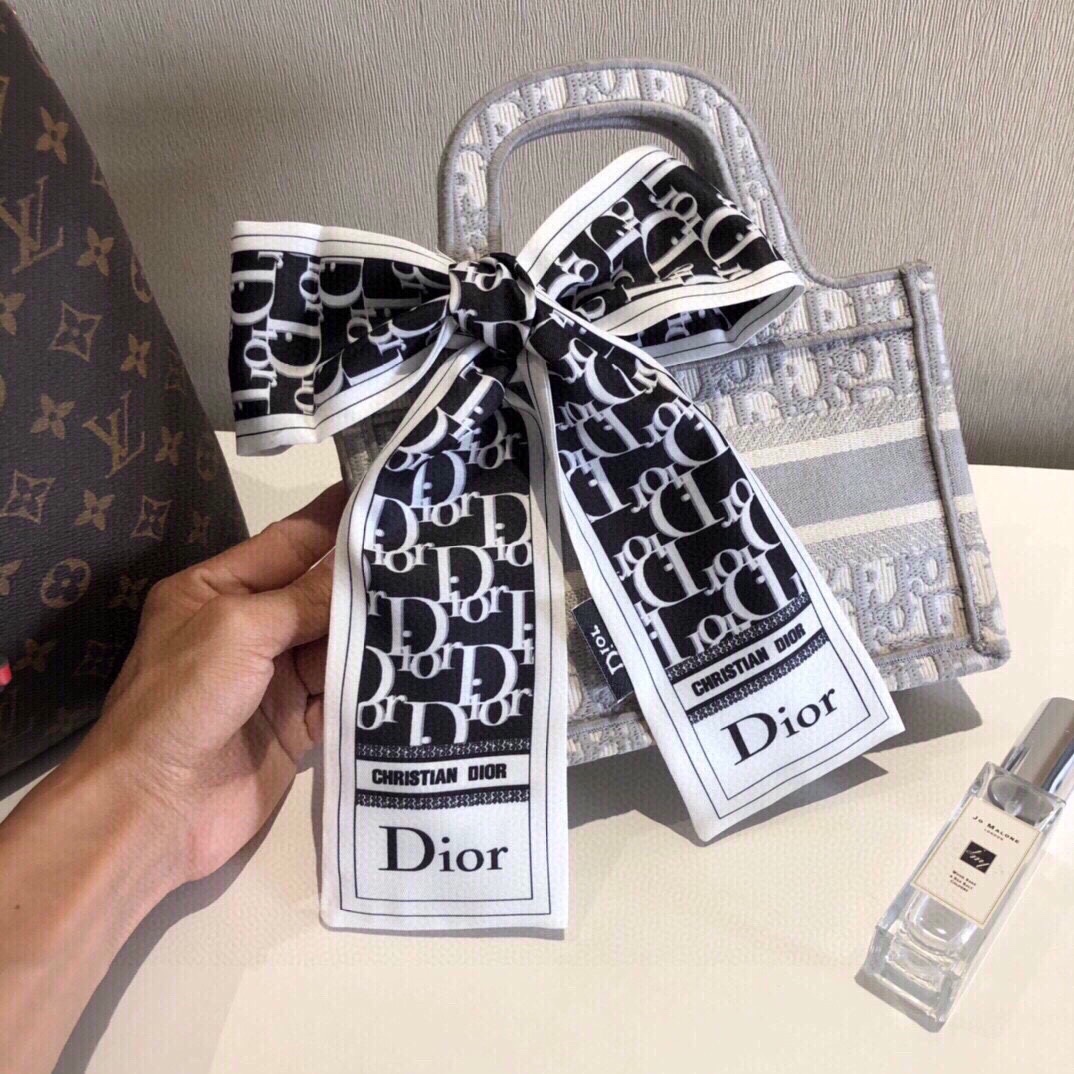 Dior Mitzah Scarf Style 038