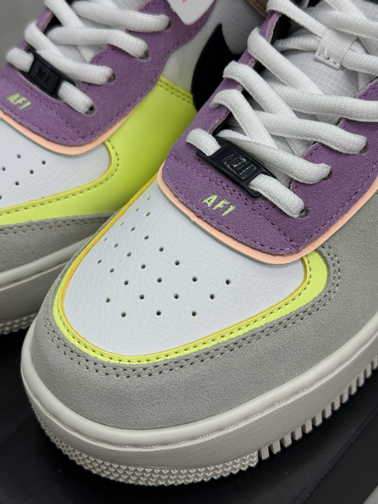 Nike Air Force 1