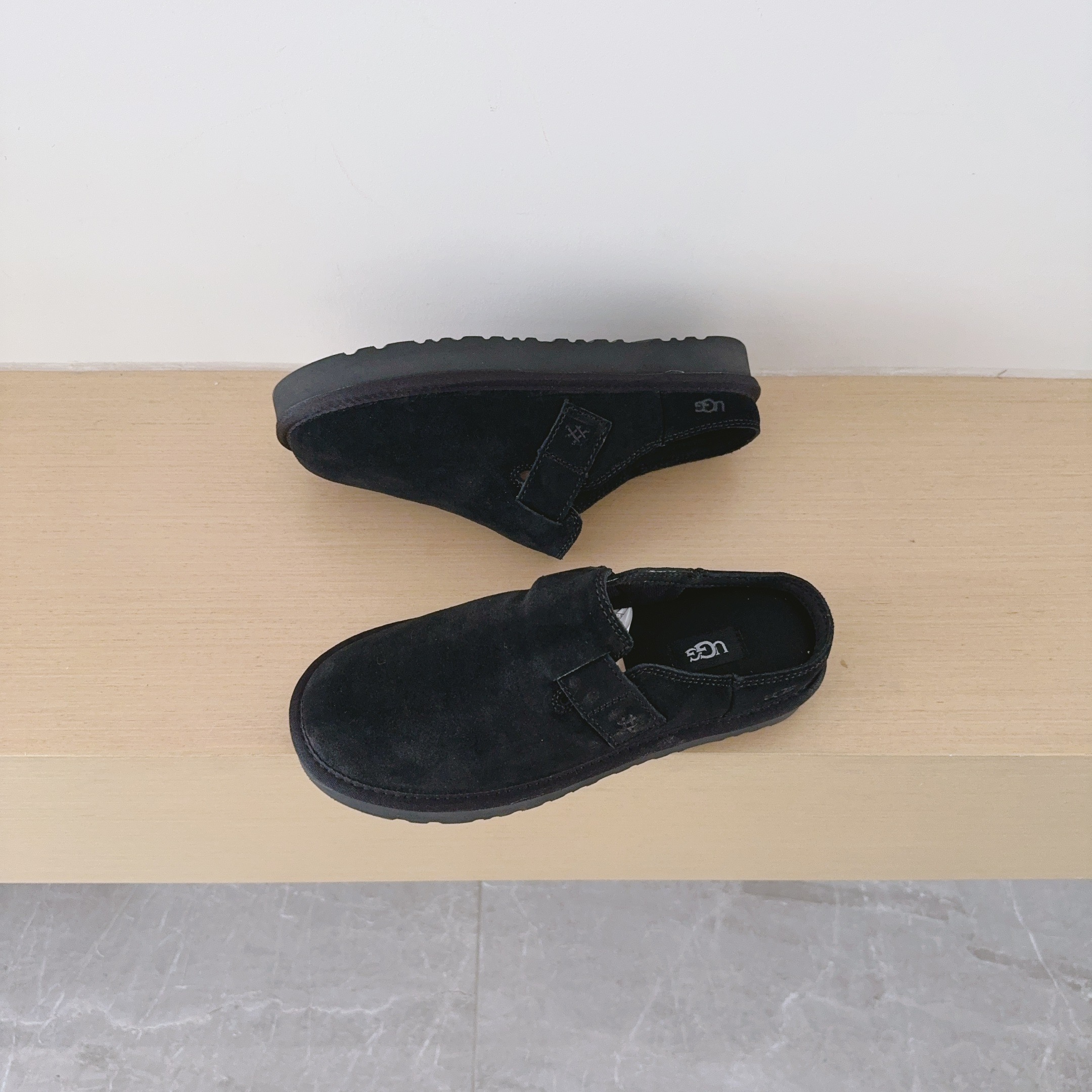 UGG Footwear Style 072
