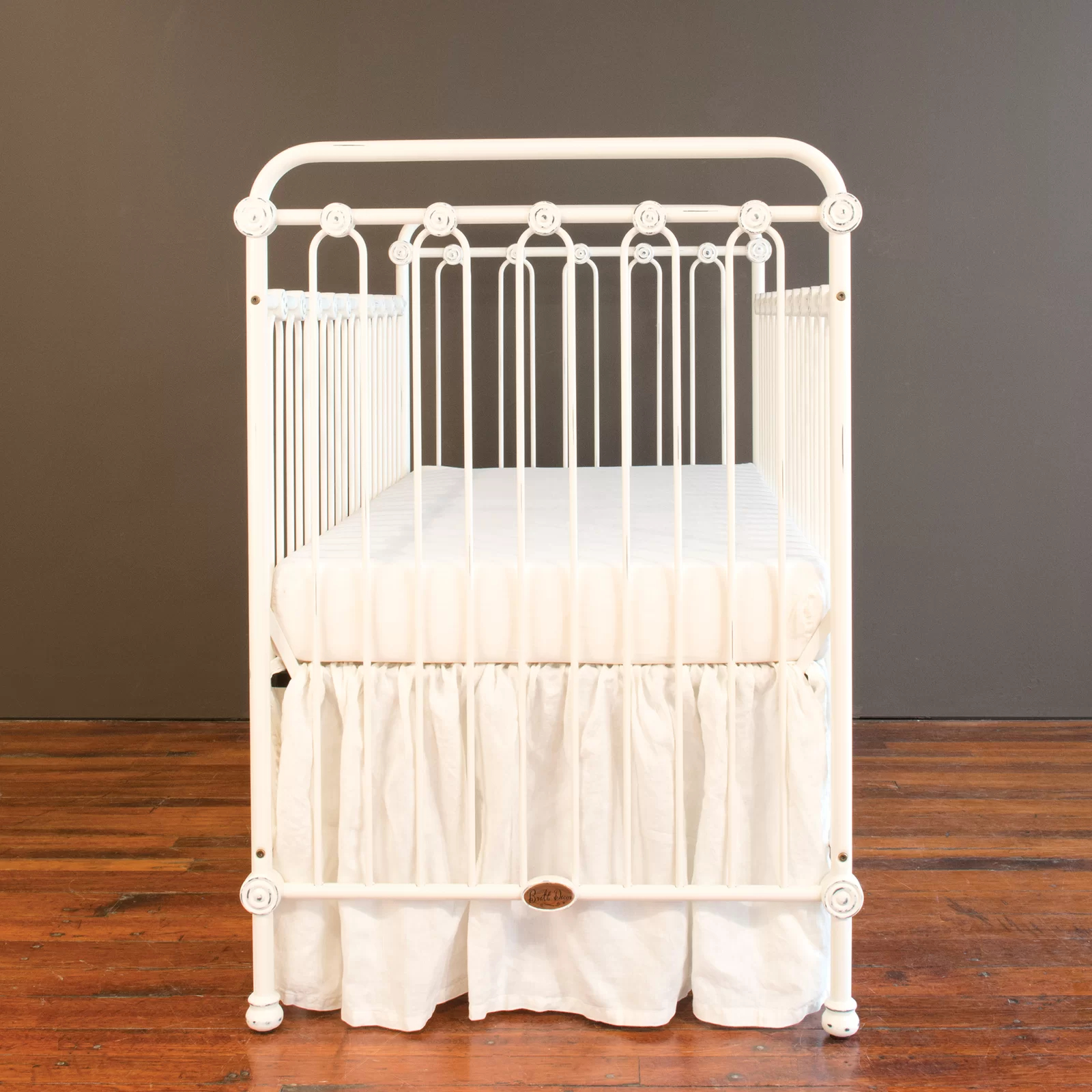 Joy 3-in-1 Convertible Crib