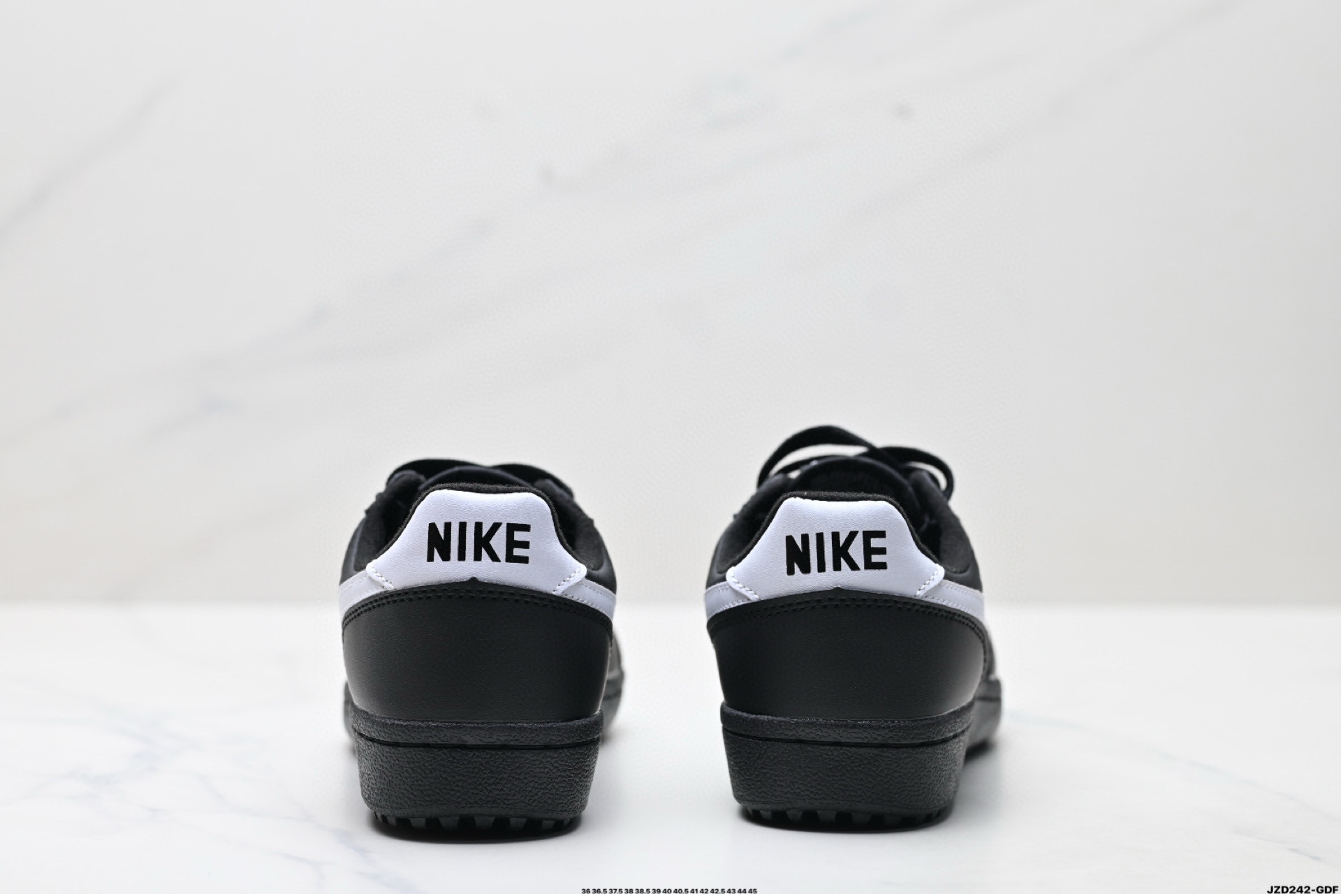 Nike Field General 82
