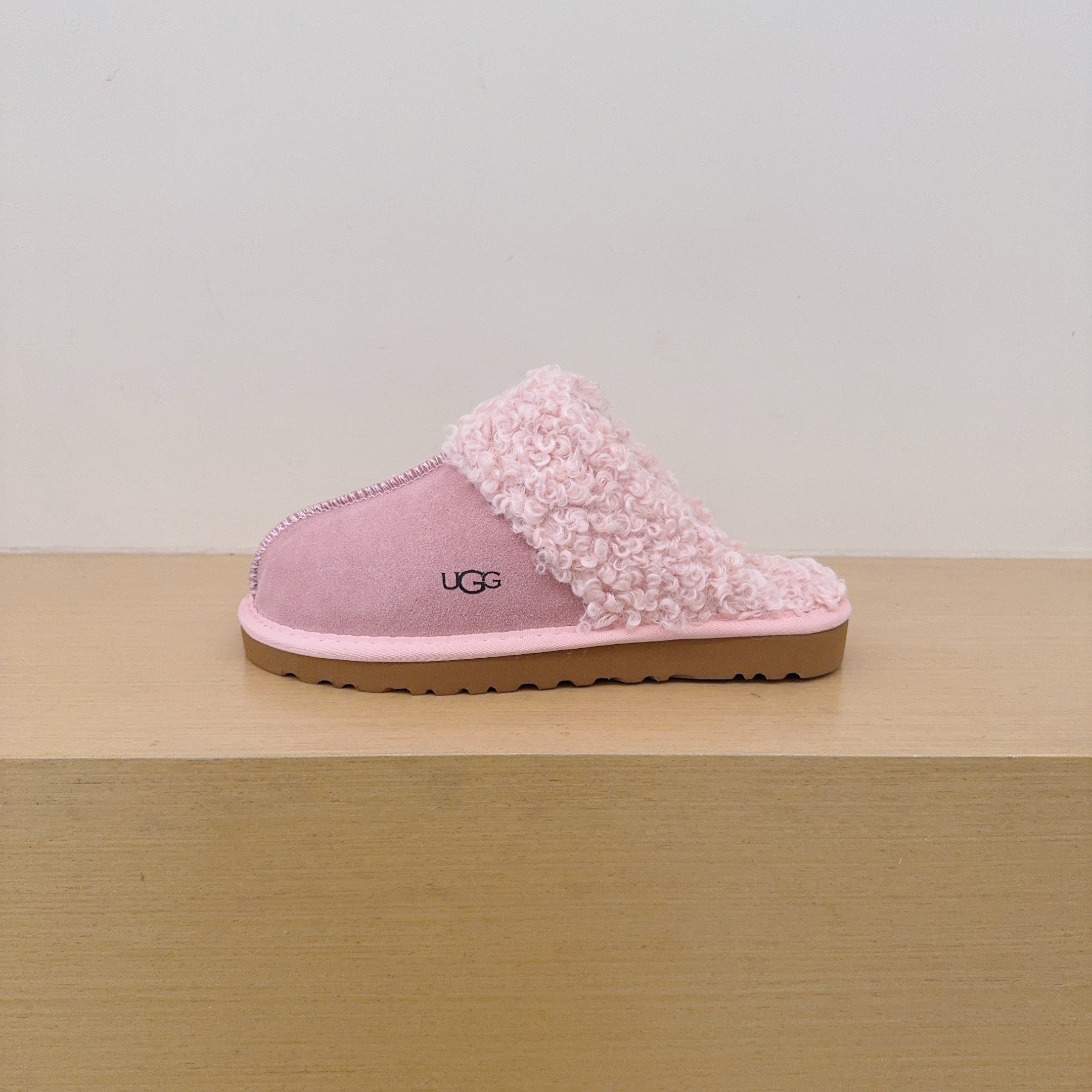 UGG Kids Curly Fleece Star Slippers