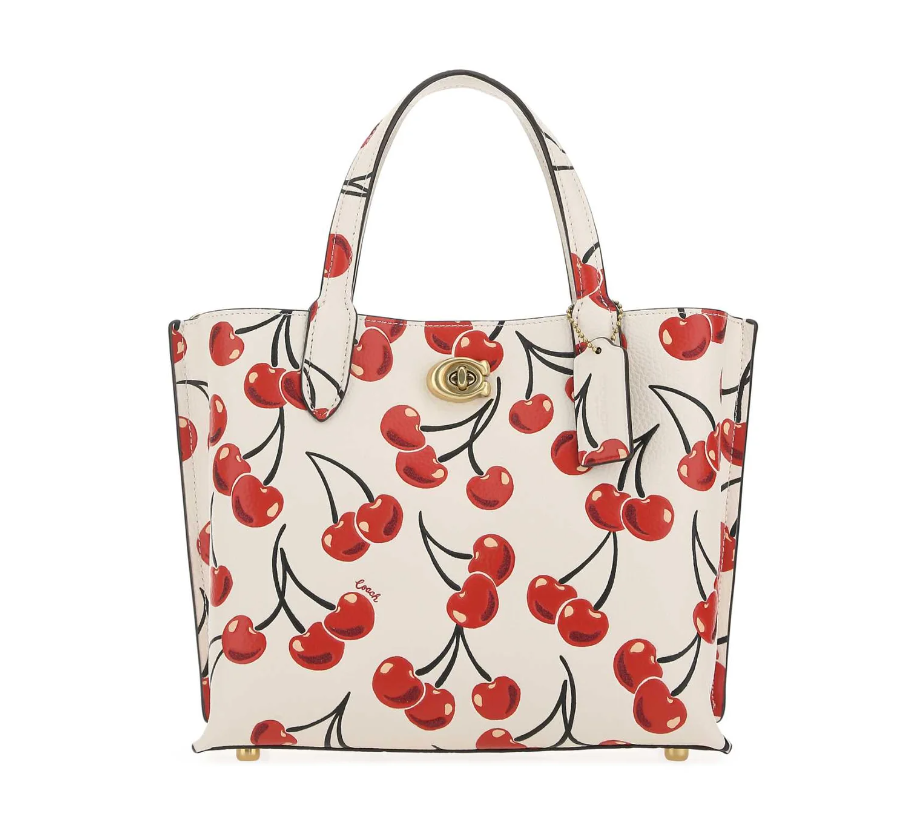 COAthtCH Classic handbags