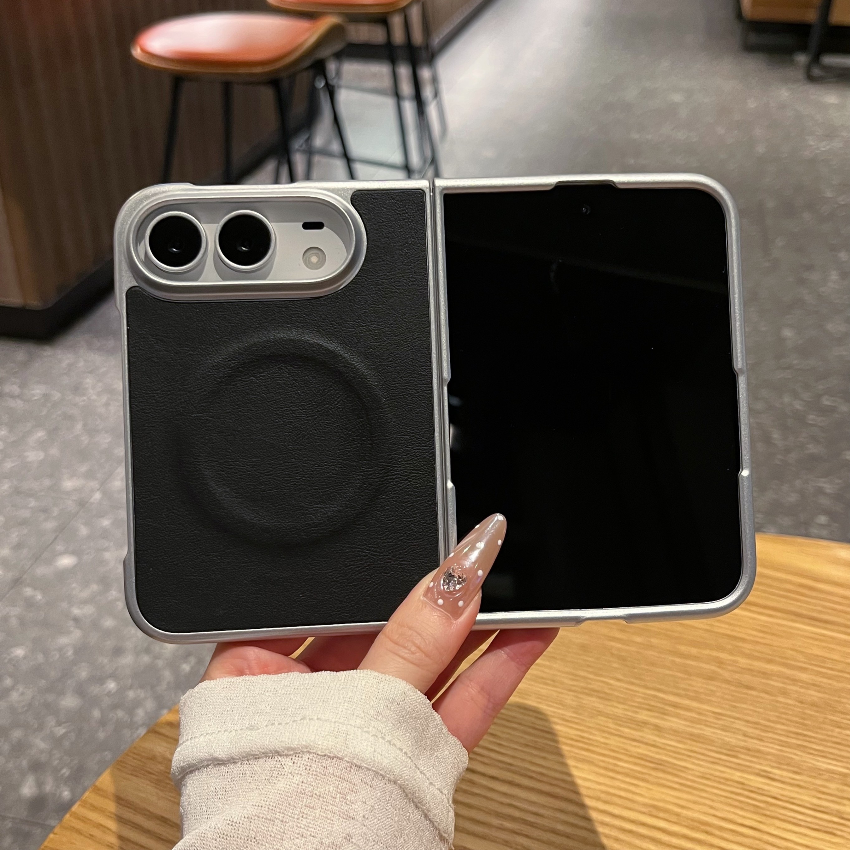 iPhone Duo Protective Case Leather - back view
