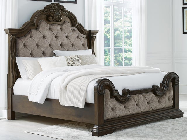 Maylee Upholstered Panel Bed