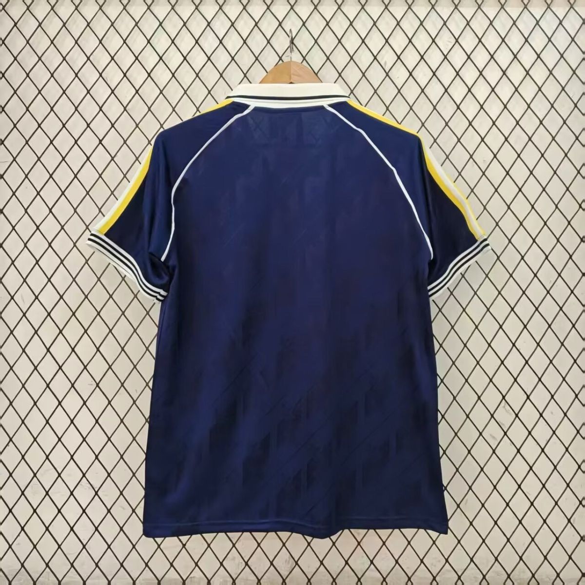 Real Madrid Retro Jersey Fan Version 26/27