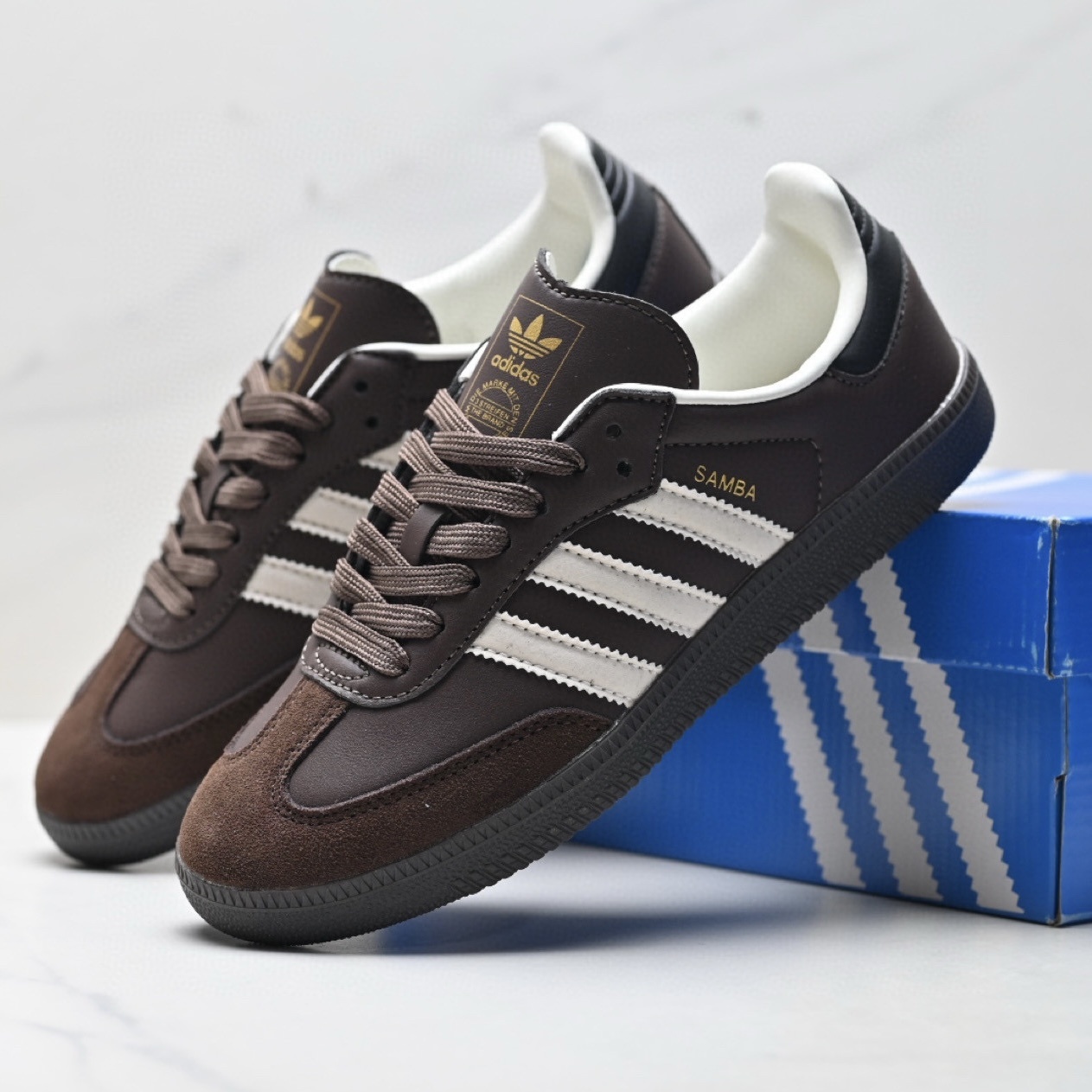 Adidas Samba