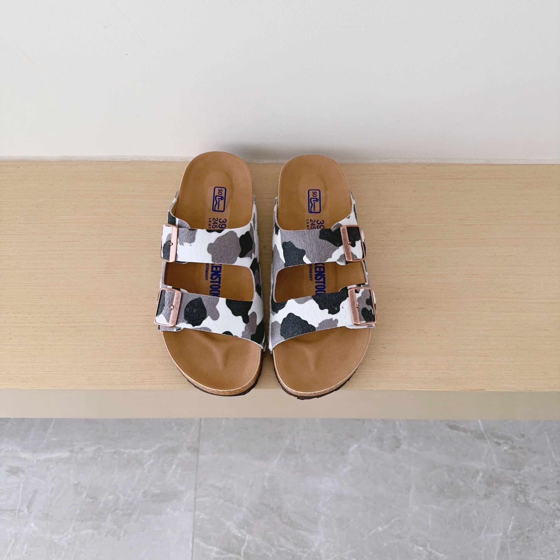 UGG Kids Pony Hair Series Birken-Style Two-Strap Sandals Adult And Kids