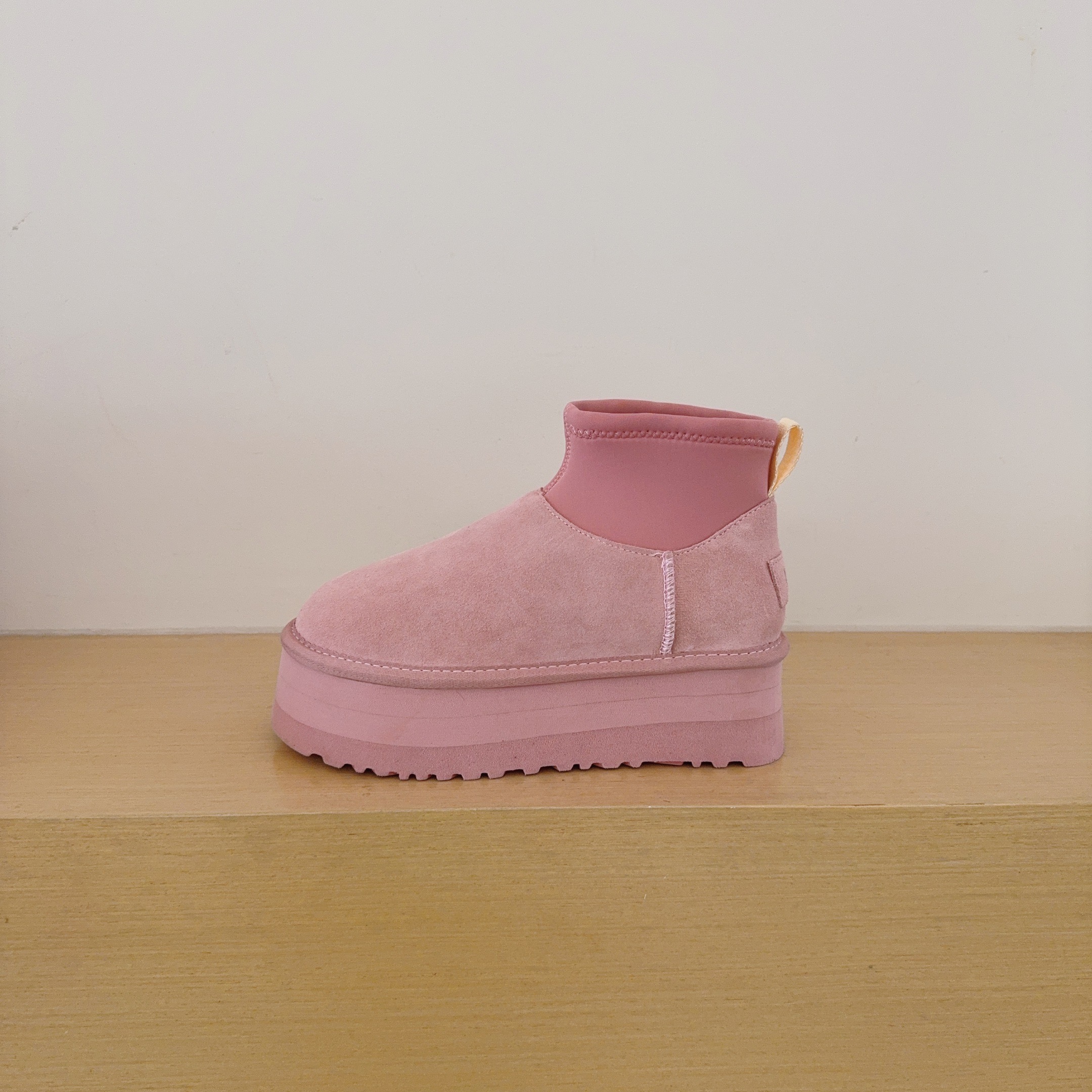 UGG Footwear Style 029