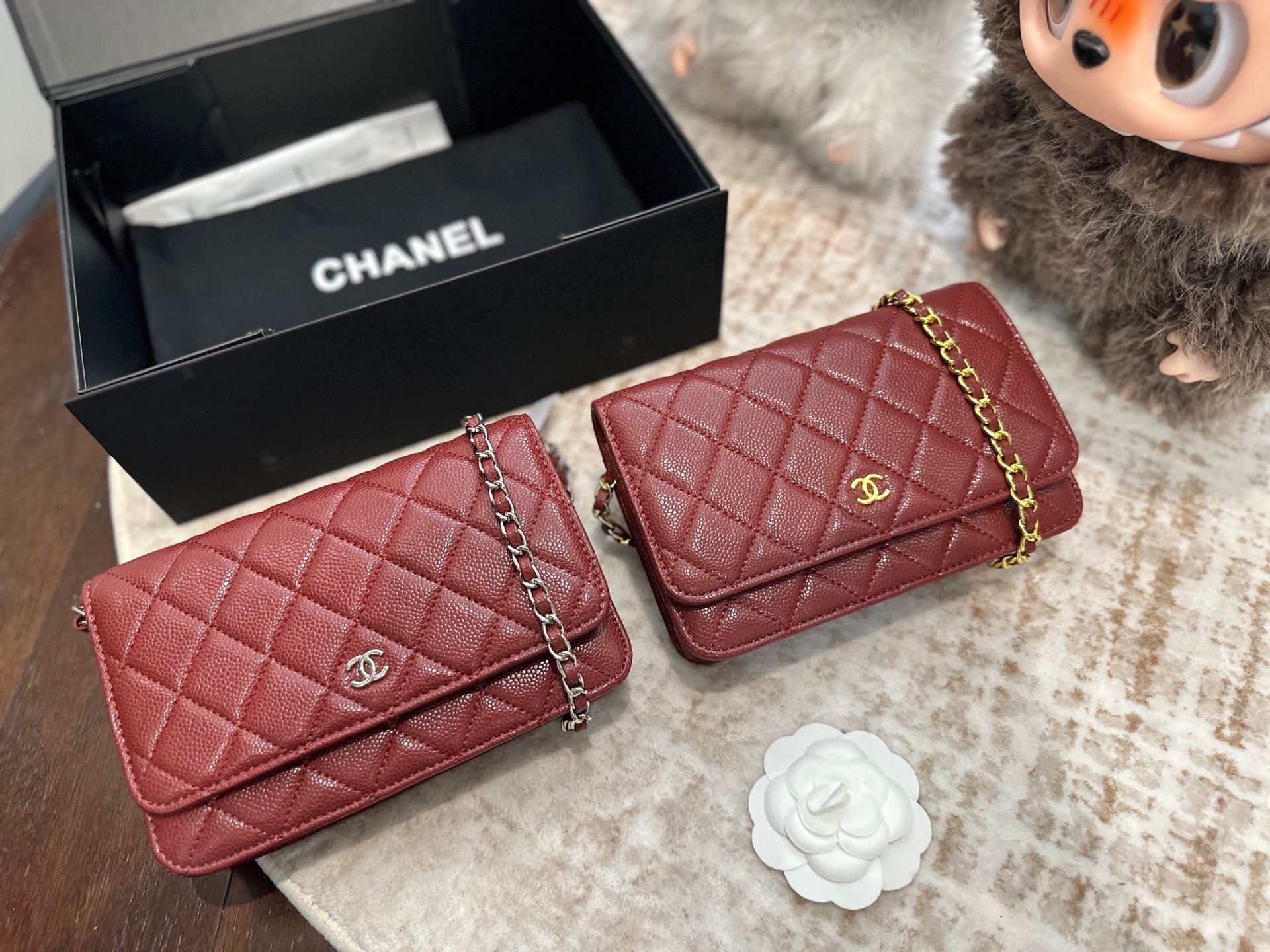 Chanel woc shoulder crossbody chain bag