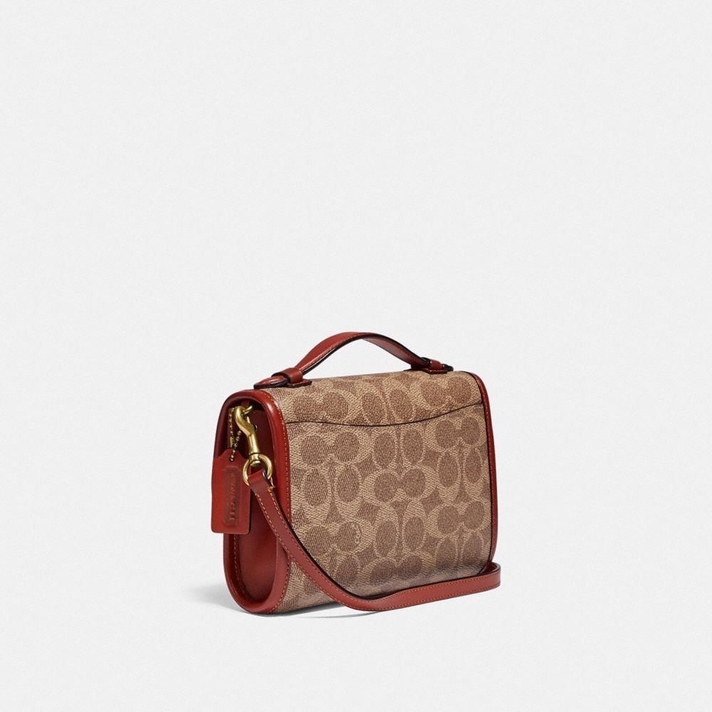 COAthtCH Classic handbags