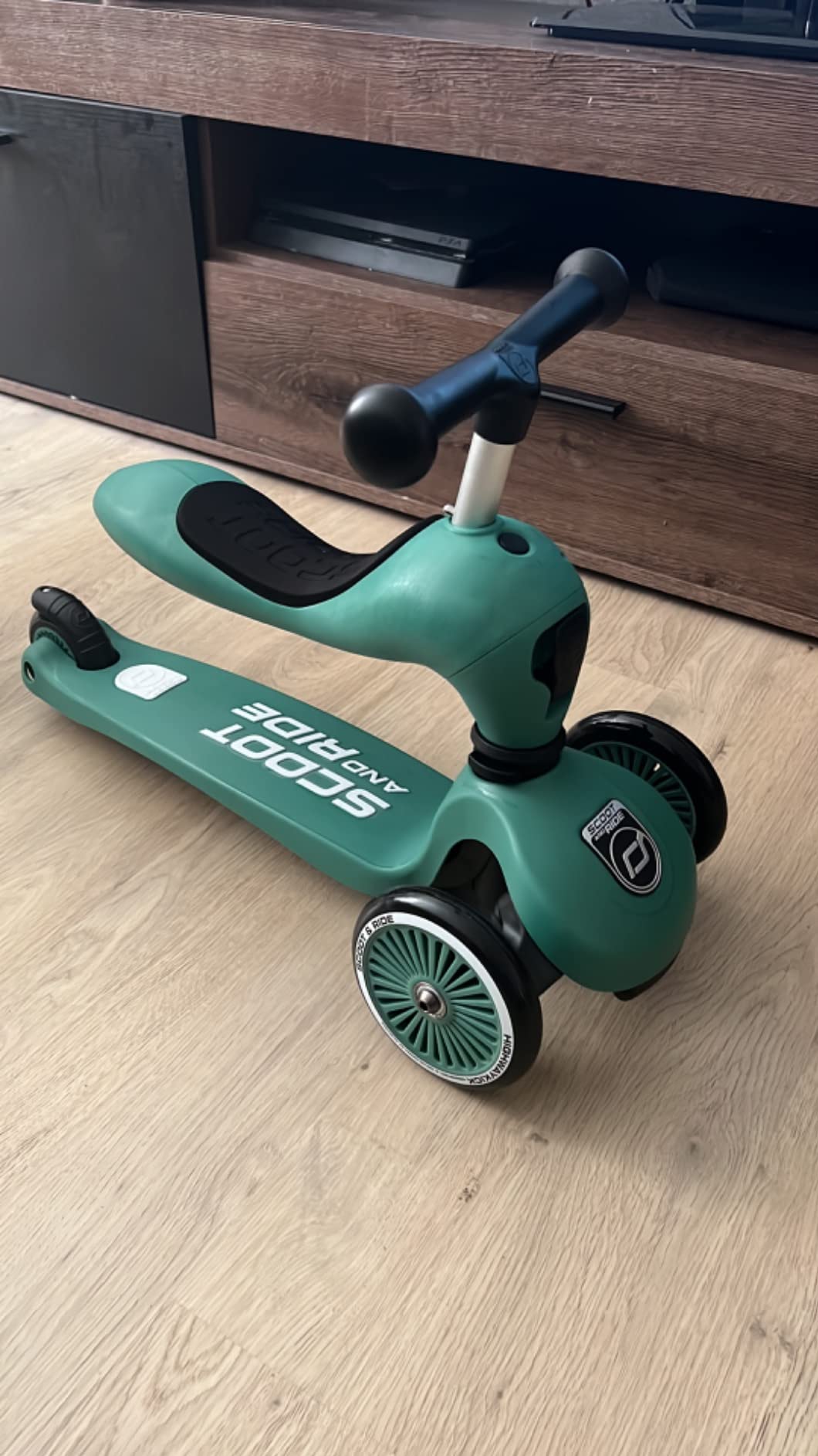 Children Adjustable Seated or Standing 2-in-1 Scooter Including
