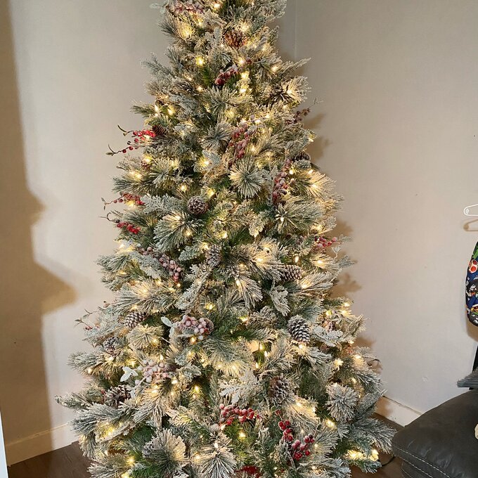 7.5'' Lighted Artificial Pine Christmas Tree