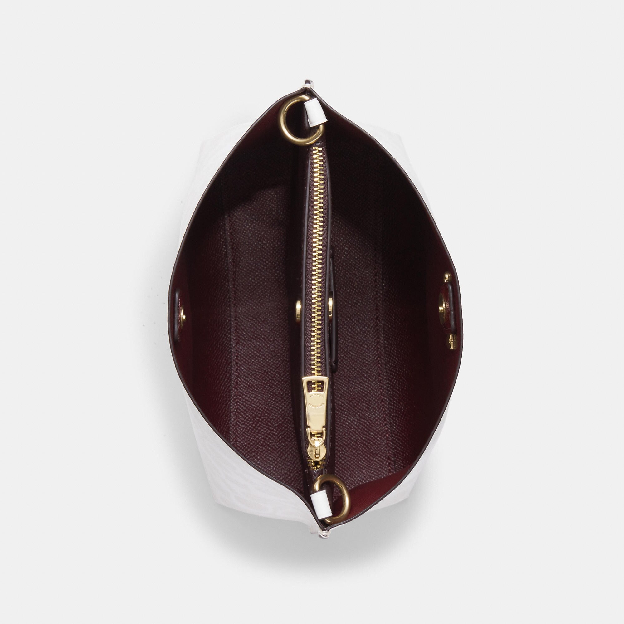 COAthtCH Classic handbags