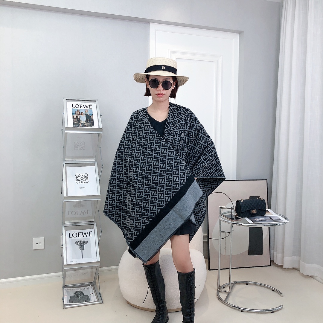 Dior Oblique Shawl Black and Navy